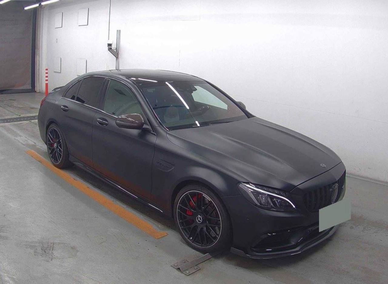 Auction vehicle