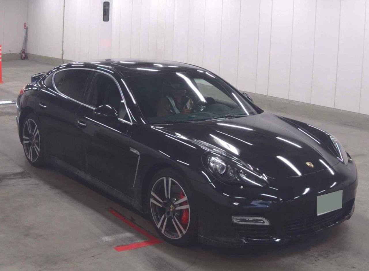 Auction vehicle