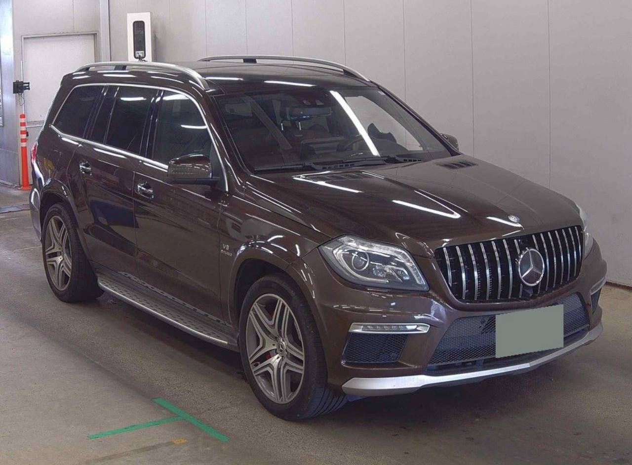 Auction vehicle